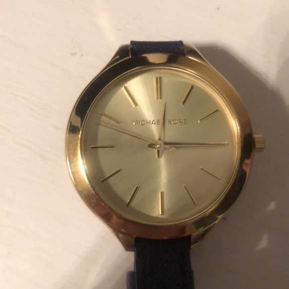 Michael Kors watch - Picture 2 of 3